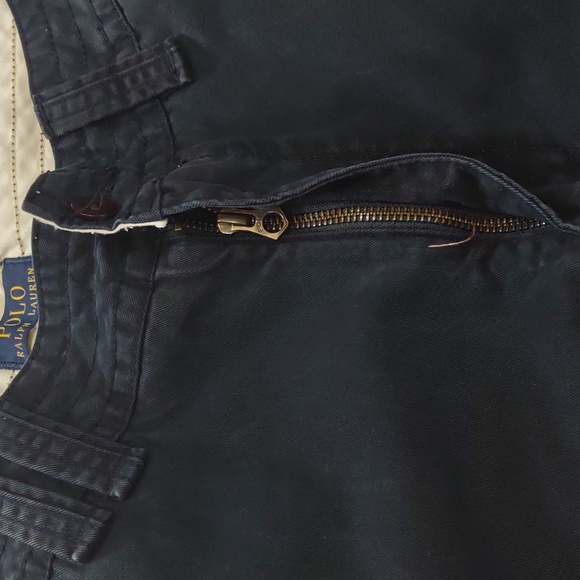 POLO Ralph Lauren, Size 33 ,CARGO SHORTS. - Picture 10 of 15